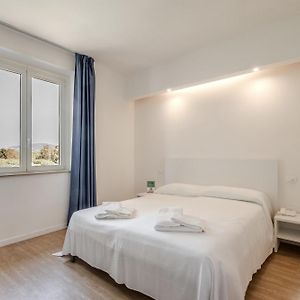 Camera standard con letto king size